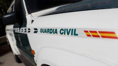 Imagen de archivo de un coche de la Guardia Civil. Foto: EFE