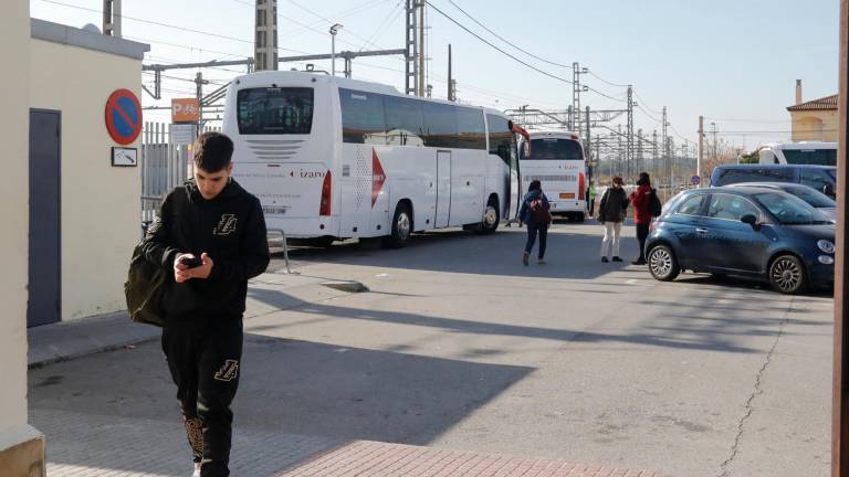 Los autobuses hacen el trayecto entre Vilafranca del Penedès y Sant Vicenç de Calders. foto: pere ferré