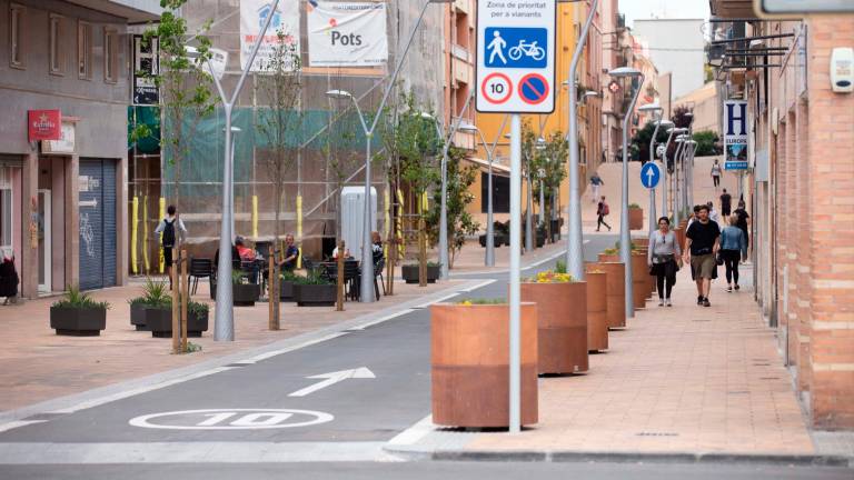 La calle Orosi es una de las principales vías de entrada a la ciudad para los que van entren. Foto: Marc Bosch
