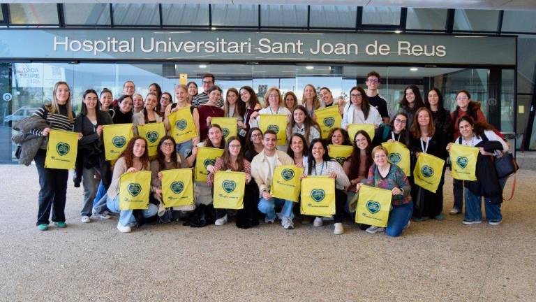 Més de 150 voluntaris de la URV han contribuït en els preparatius de la I Cursa Fem Salut Sant Joan. Foto: Cedida